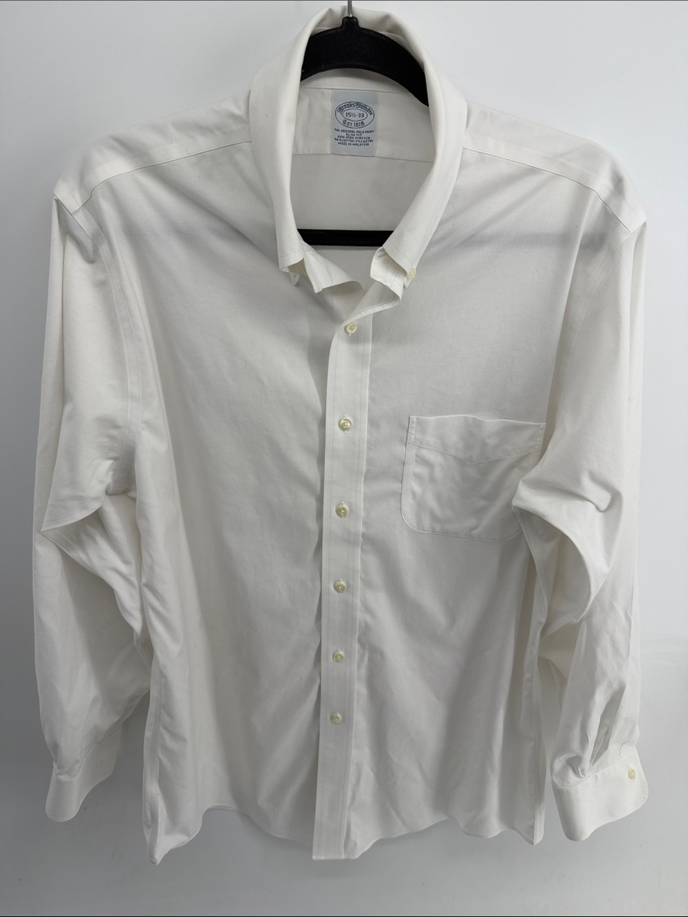 Brooks Brothers  Slim Fit long sleeve button  up white dress shirt sz 15.5/33
